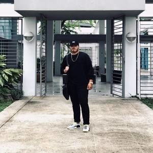 Meet your Posher, Edwin